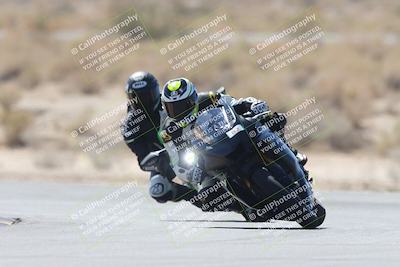 media/Oct-02-2025-Racers Edge (Thu) [[2c91cb6ab3]]/3-B Group/Session 3-Turn 16 (12pm)/